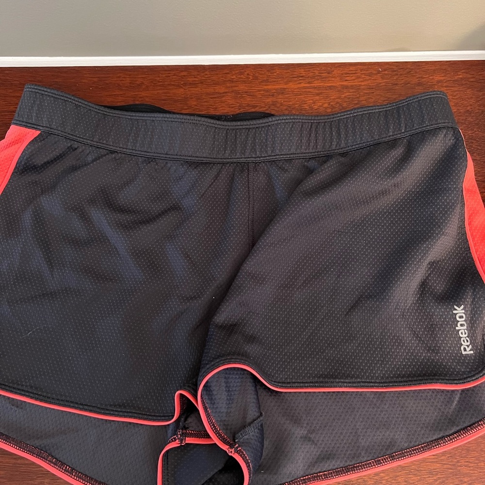 EUC Reebok Speedwick grey and neon coral women’s  shorts XL